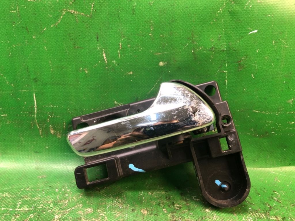 68103 386AA | Ручка дверей внутрішня передн. прав. DODGE JOURNEY 08-20