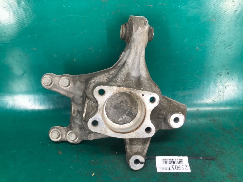 52720-3Q010 | Цапфа прав. KIA OPTIMA TF 11-16