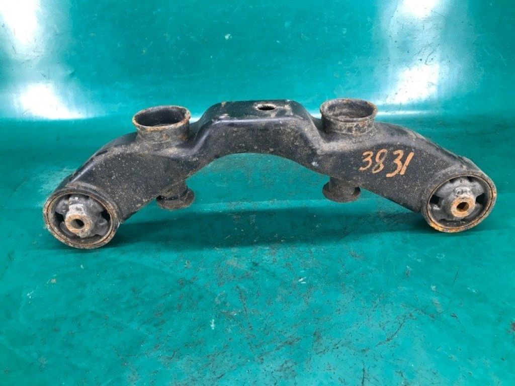 52380-0E010 | Кронштейн редуктора LEXUS RX300/330/350/400 03-09 - Фото 3