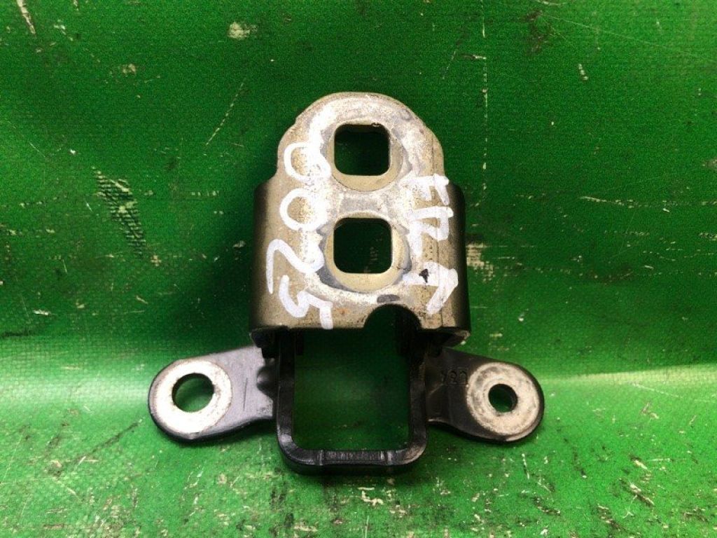 5074256AB | Петля двери верхняя передн. прав. DODGE JOURNEY 08-20