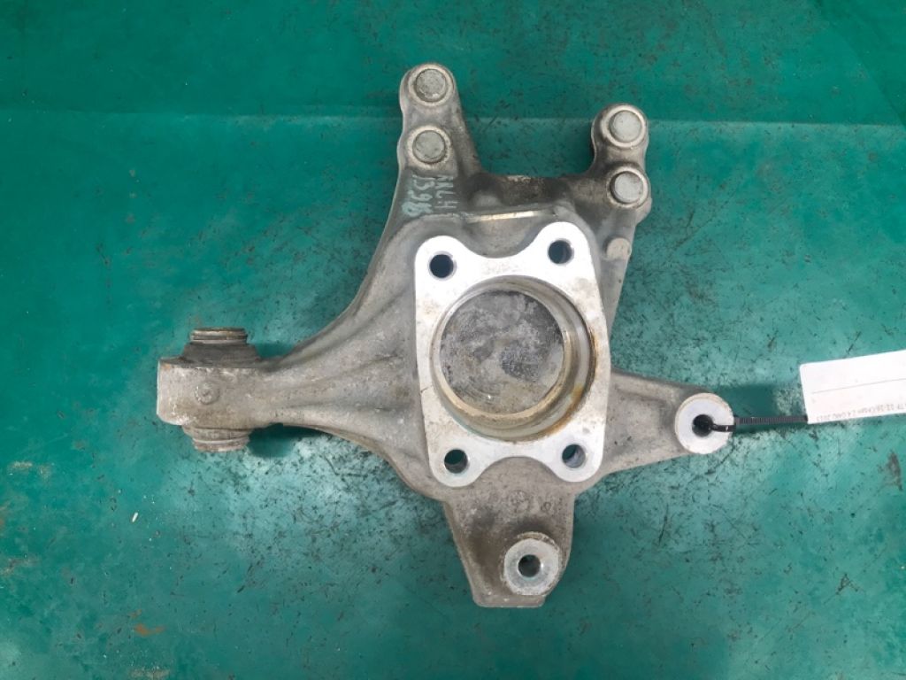 52710-3Q010 | Цапфа лів. KIA OPTIMA TF 11-16