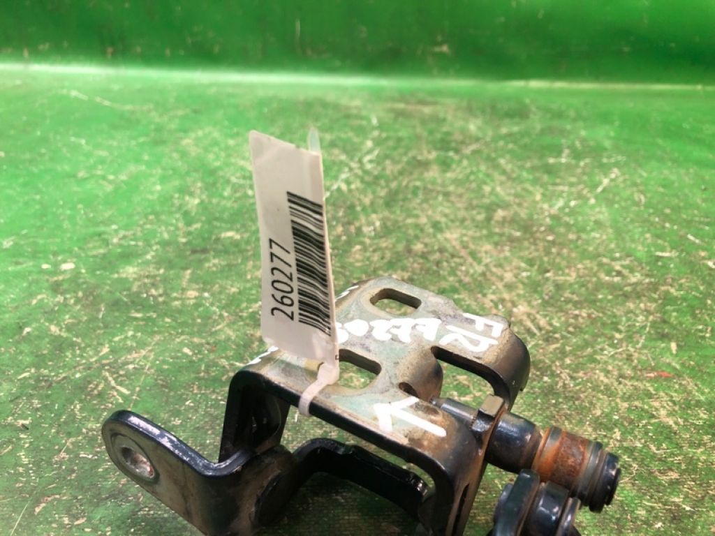 55360918AK | Петля двері нижня передн. прав. DODGE JOURNEY 08-20 - Фото 2