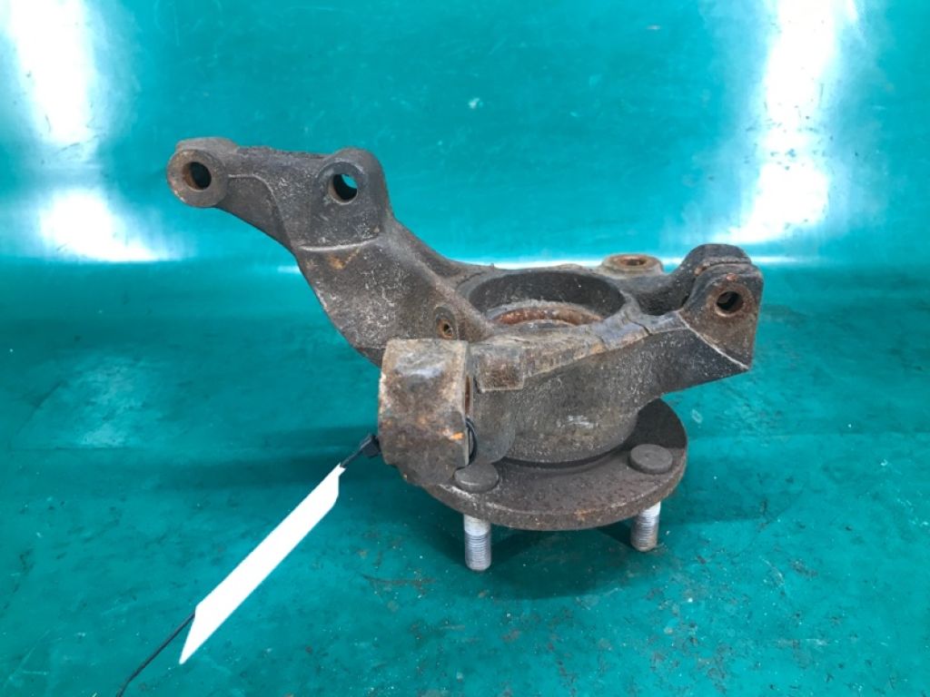 AY1Z-3K186-A | Кулак поворотний лів. FORD FIESTA 08-17 - Фото 5