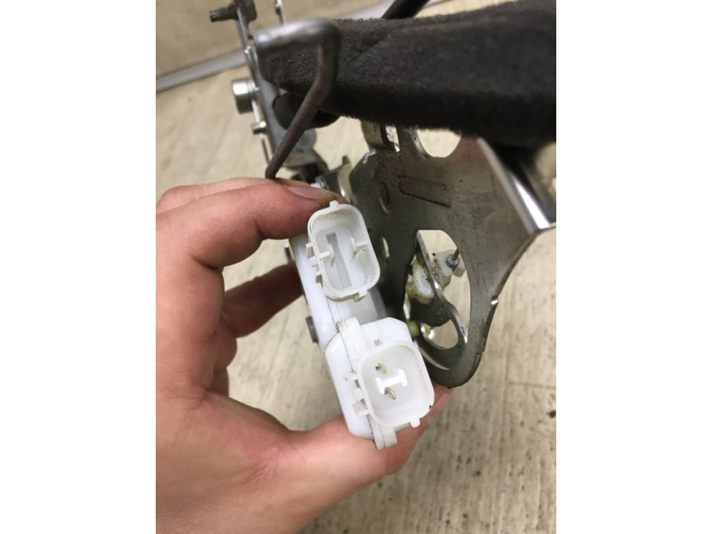 82504-3LM1D | Замок двері бічної прав. NISSAN NV200 USA 13- - Фото 9