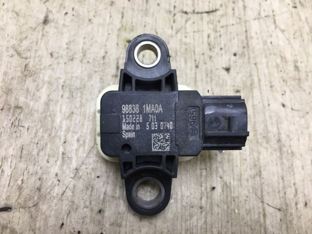 988361MA0A | Датчик удару NISSAN NV200 USA 13- - Фото 2