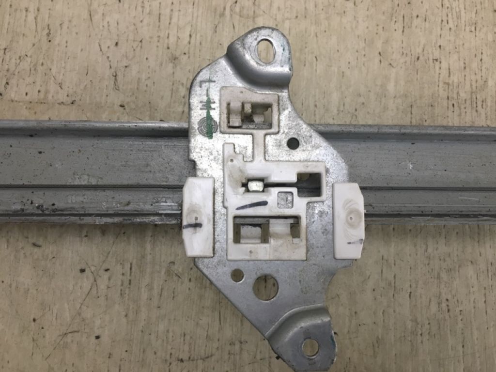 80721-3LM0B | Склопідйомник передн. лів. NISSAN NV200 USA 13- - Фото 4