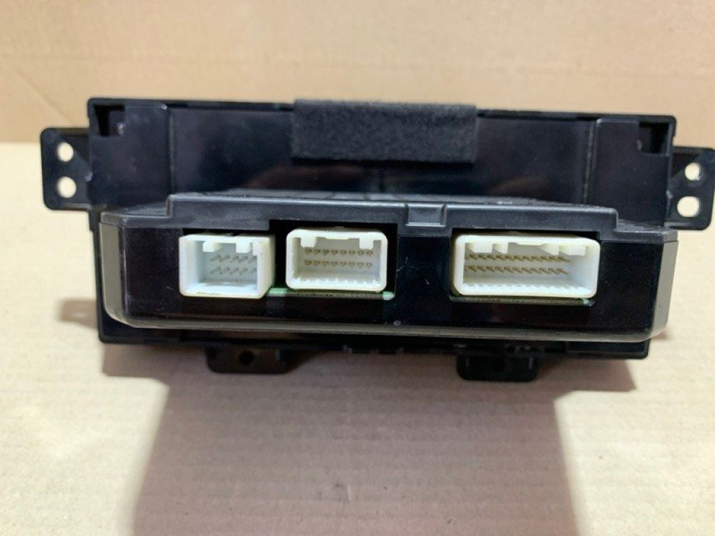 TD12-61-190D | Блок управления печкой MAZDA CX-9 06-16 - Фото 4