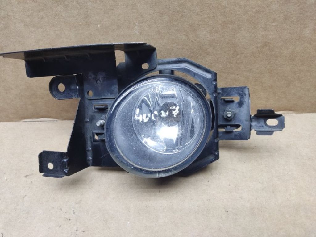 26150-8993A | Протитуманна фара прав. NISSAN TEANA J31 03-07