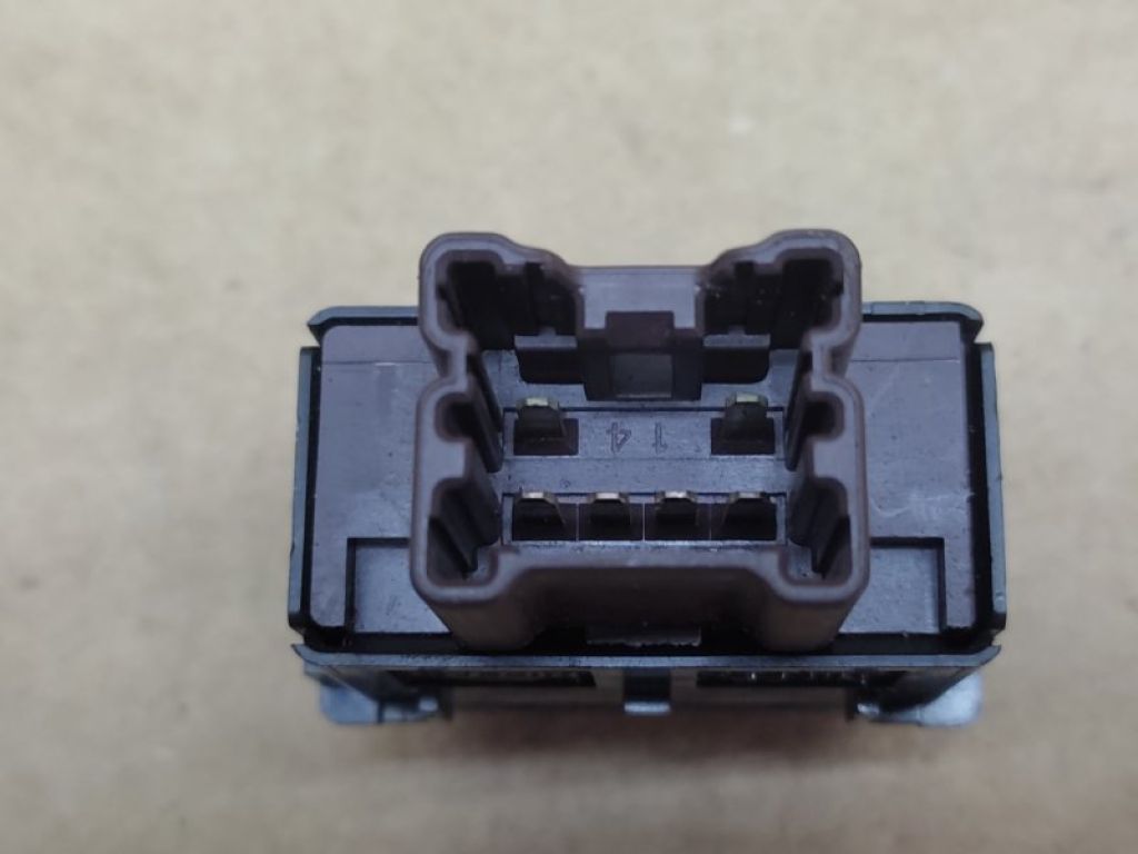 25500-AX600 | Кнопка обогрева сидений прав. NISSAN MURANO Z50 02-07 - Фото 3