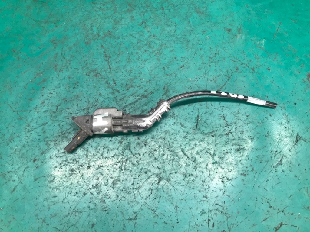 HV6Z-2C204-A | Датчик ABS передн. прав. FORD FOCUS 10-18