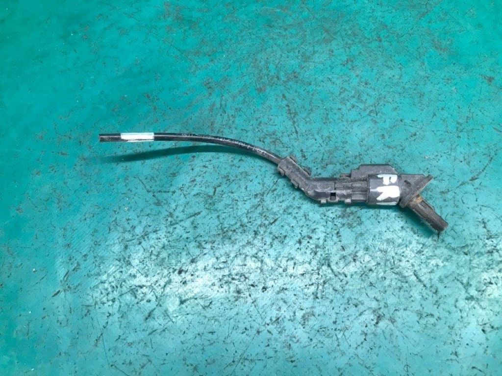 HV6Z-2C204-A | Датчик ABS передн. прав. FORD FOCUS 10-18 - Фото 3