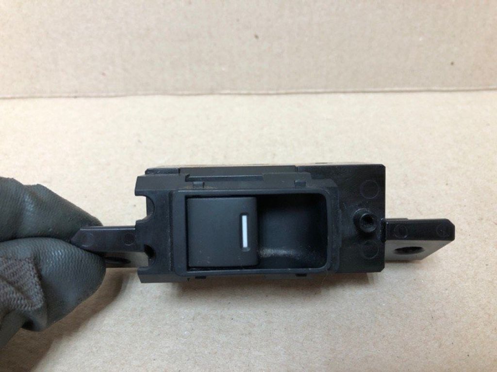 35780-TK8-A11 | Кнопка склопідіймача задн. лів. HONDA ODYSSEY 11-17 - Фото 3