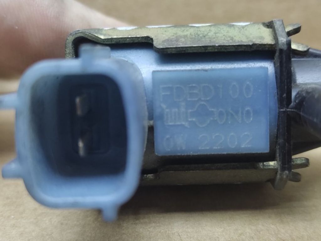 14930-AH10A | Клапан електромагнітний (вакуумний) NISSAN X-TRAIL T30 01-07 - Фото 2