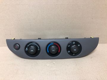 Блок управления печкой TOYOTA CAMRY 30 02-06