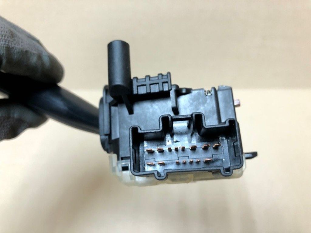 84140-06070 | Підрульовий перемикач лів. TOYOTA CAMRY 30 02-06 - Фото 4