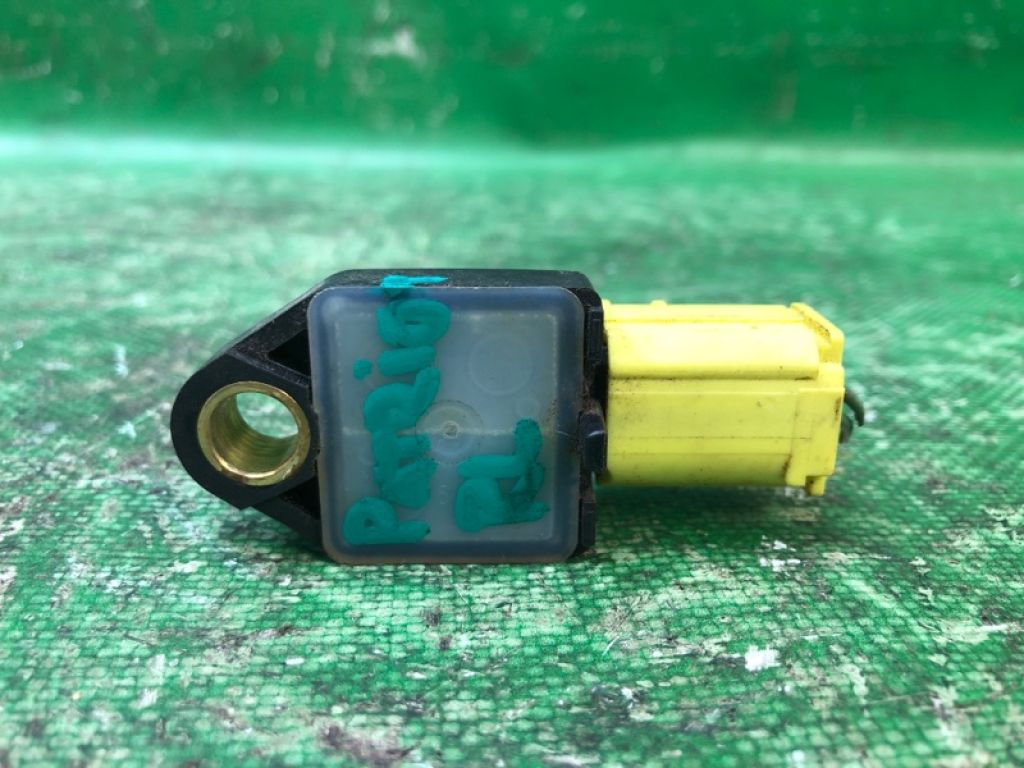 68056162AA | Датчик удара задн. лев. JEEP PATRIOT 10-17 - Фото 3