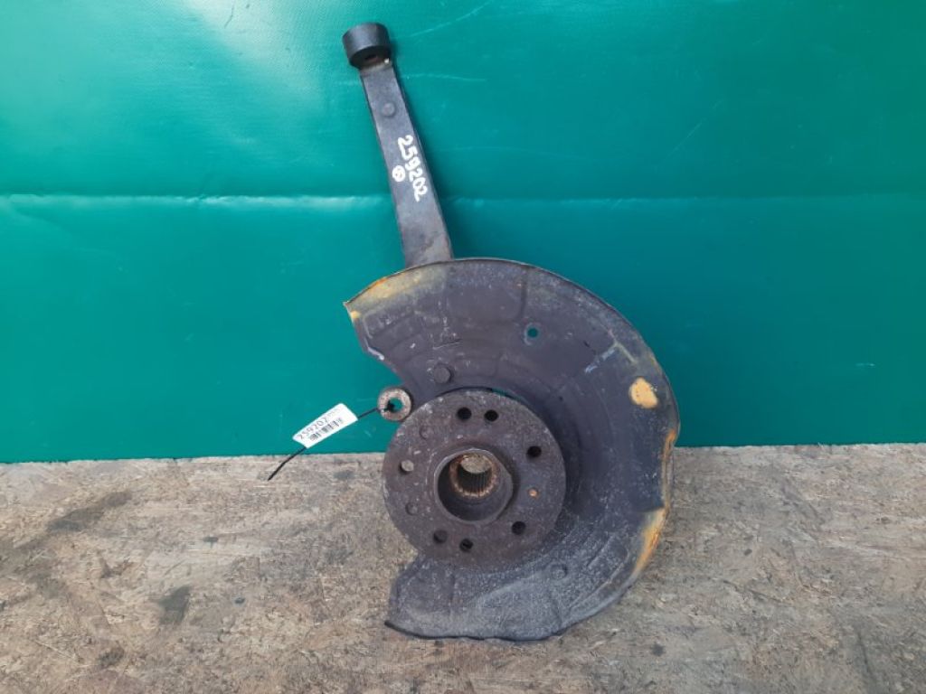 A 251 330 14 20 | Кулак поворотный прав. MERCEDES R-CLASS W251 05-13 - Фото 2