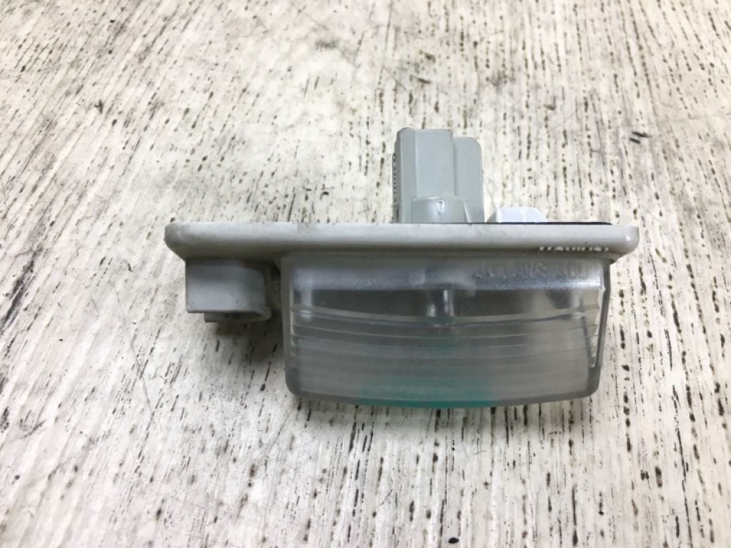 26510-CR900 | Подсветка номера NISSAN SENTRA (B16) 06–12 - Фото 2