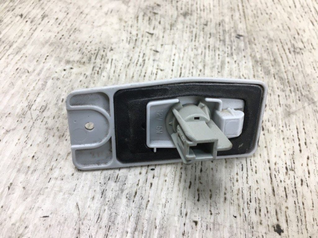 26510-CR900 | Подсветка номера NISSAN SENTRA (B16) 06–12 - Фото 3