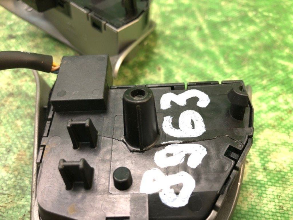 25550-9KH4A | Кнопки на руль NISSAN NV200 USA 13- - Фото 4