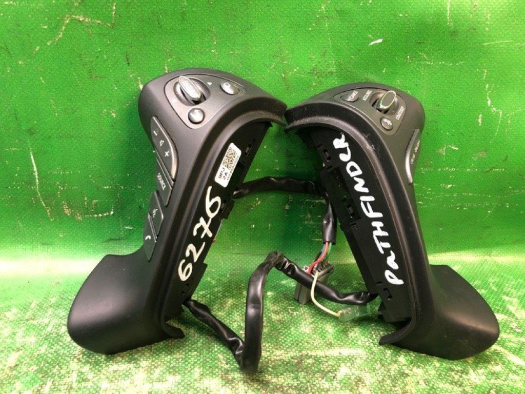 25550-3KA2A | Кнопки руля NISSAN PATHFINDER R52 12-21