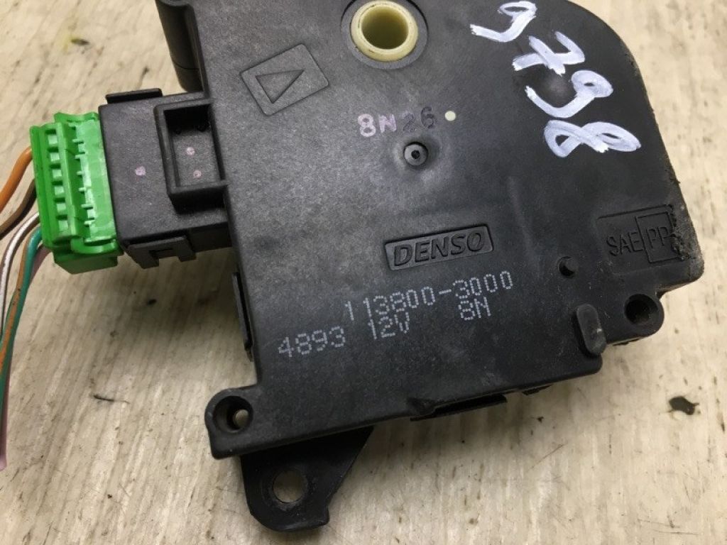 L207-61-A60 | Моторчик заслінки пічки MAZDA CX-9 06-16 - Фото 3