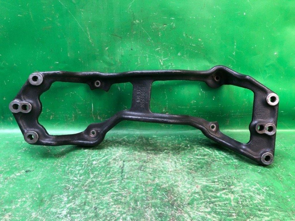 3W0399263C | Кронштейн КПП BENTLEY CONTINENTAL GT 11-14