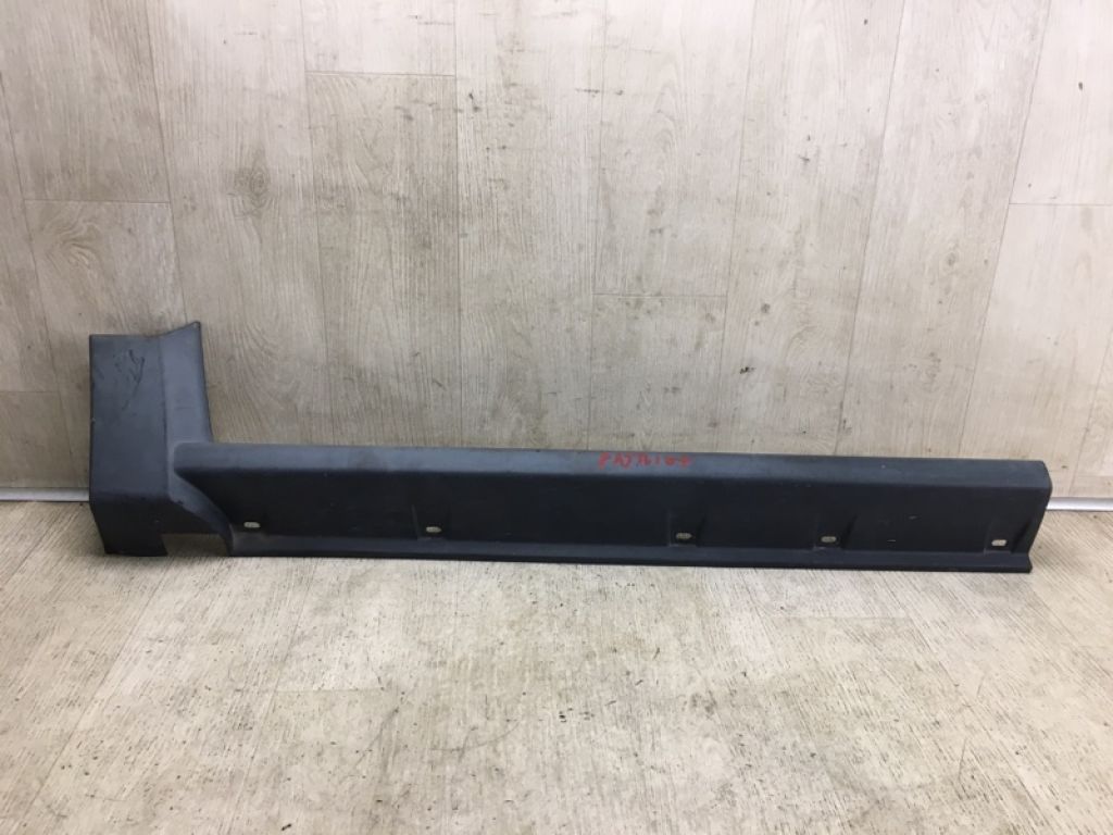 05182575AB | Накладка порога наружная передн. лев. JEEP PATRIOT 10-17