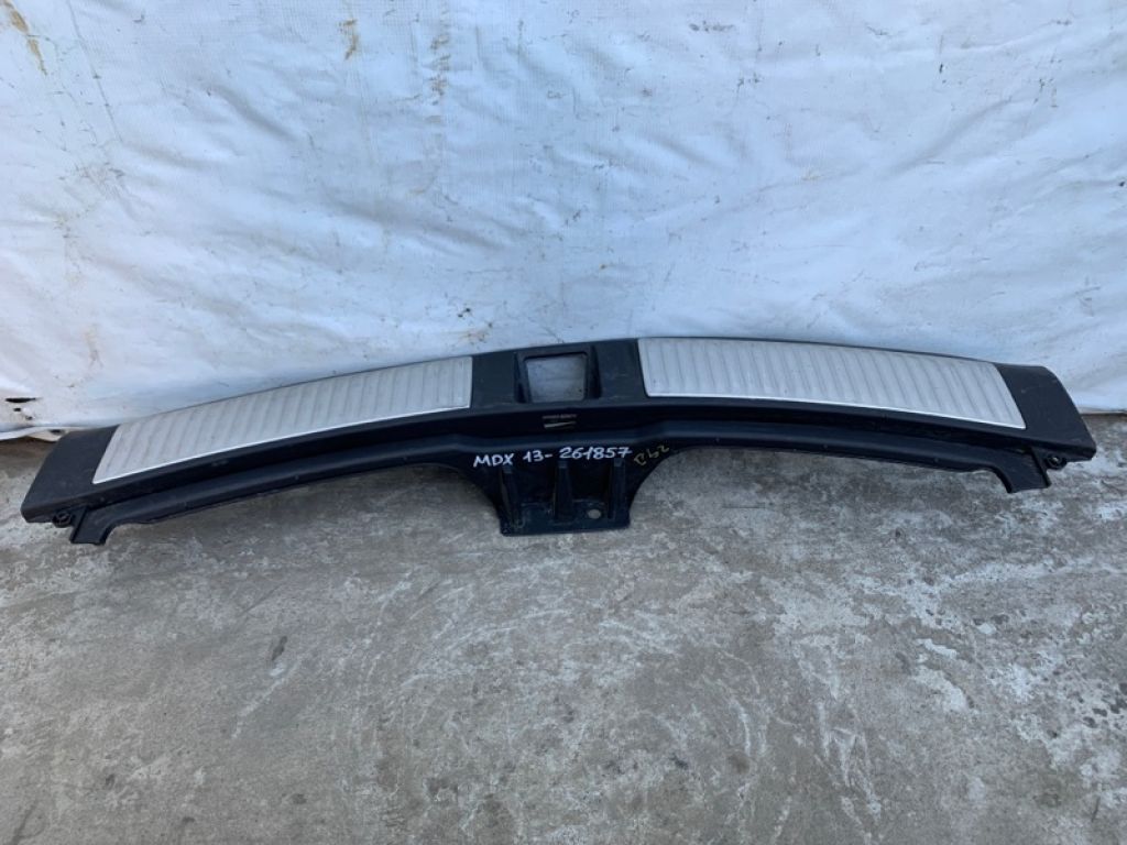 84675-TZ5-A12ZB | Накладка на поріг багажника ACURA MDX (YD3) 13-21