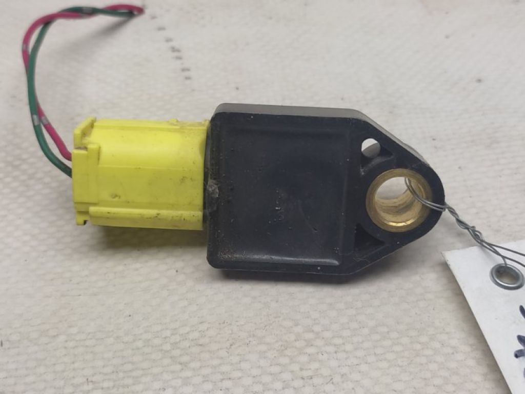 89173-07010 | Датчик удара TOYOTA CAMRY 40 06-11 - Фото 3