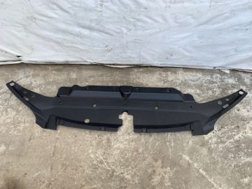 накладка замка капота TOYOTA LAND CRUISER PRADO 150 09-17