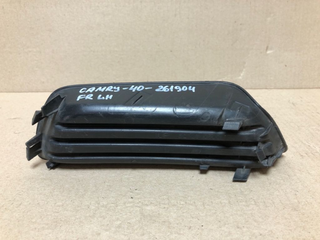 52128-06080 | Заглушка протитуманних фар лів. TOYOTA CAMRY 40 06-11 - Фото 2