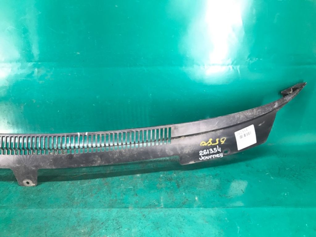 5178502AF | Пластик під лобове скло / Жабо DODGE JOURNEY 08-20 - Фото 4