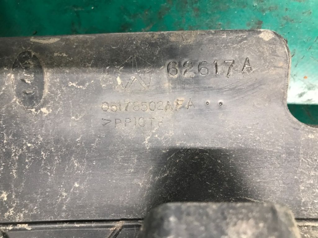 5178502AF | Пластик під лобове скло / Жабо DODGE JOURNEY 08-20 - Фото 9