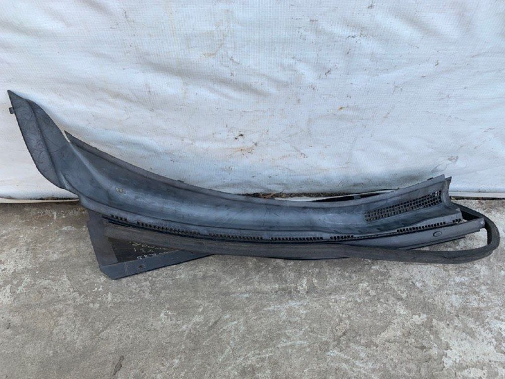 7405A114 | Пластик под лобовое стекло / Жабо прав. MITSUBISHI OUTLANDER XL 05-13 - Фото 2