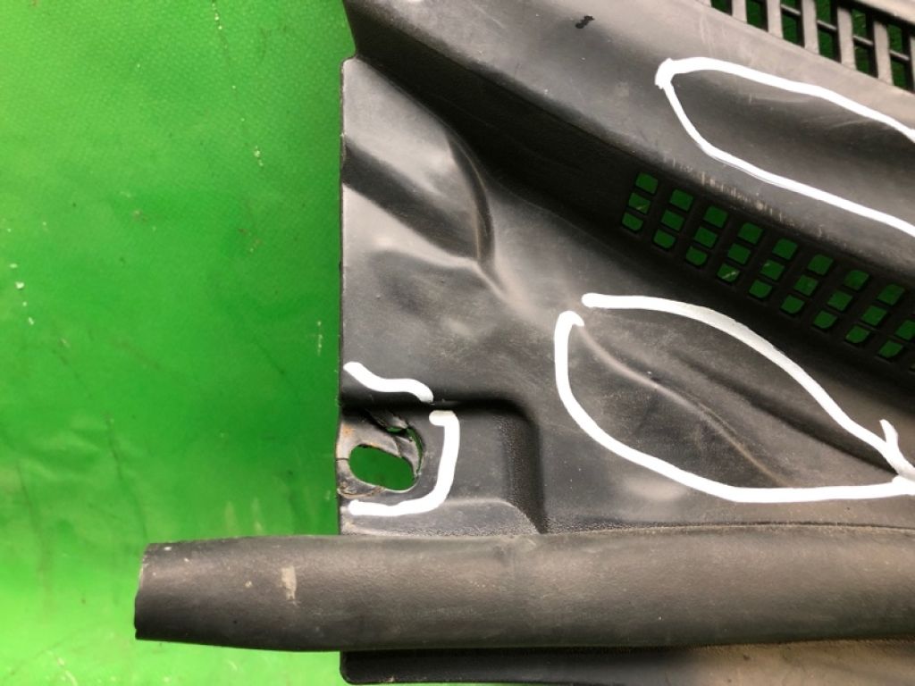 9T4Z-78022A68-AA | Пластик под лобовое стекло / Жабо FORD EDGE 06-14 - Фото 4