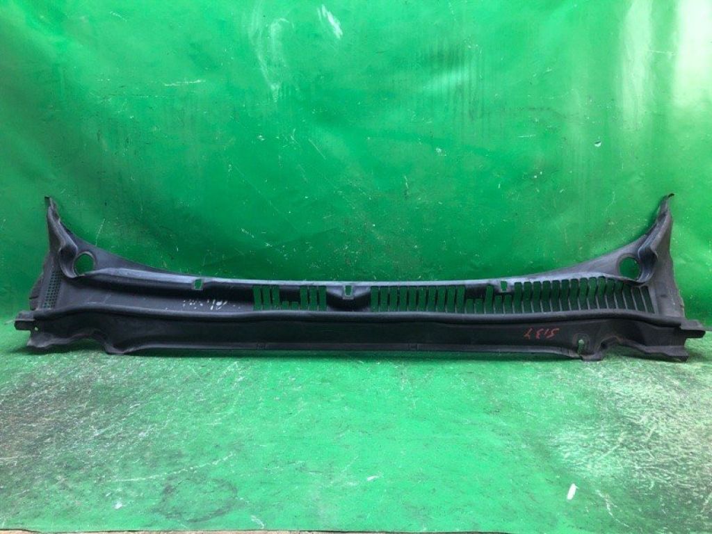 DS73F02216AE | Пластик під лобове скло / Жабо FORD FUSION 14-