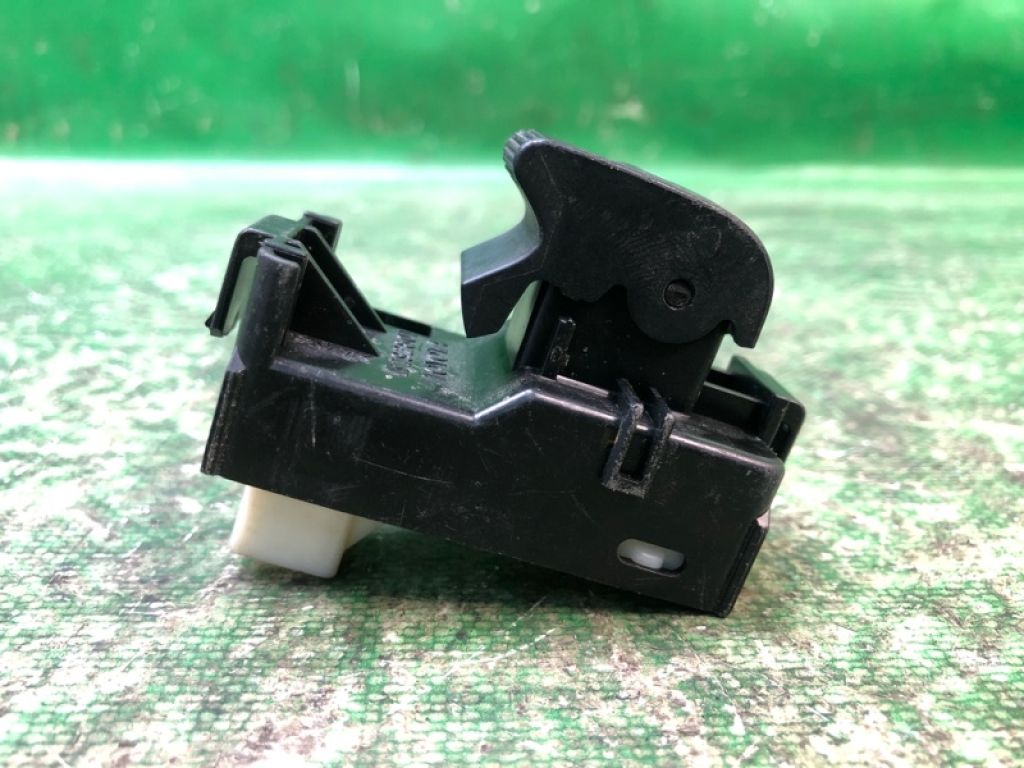 84810-33120 | Кнопка стеклоподъемника задн. лев. TOYOTA CAMRY 50 12-15 - Фото 4