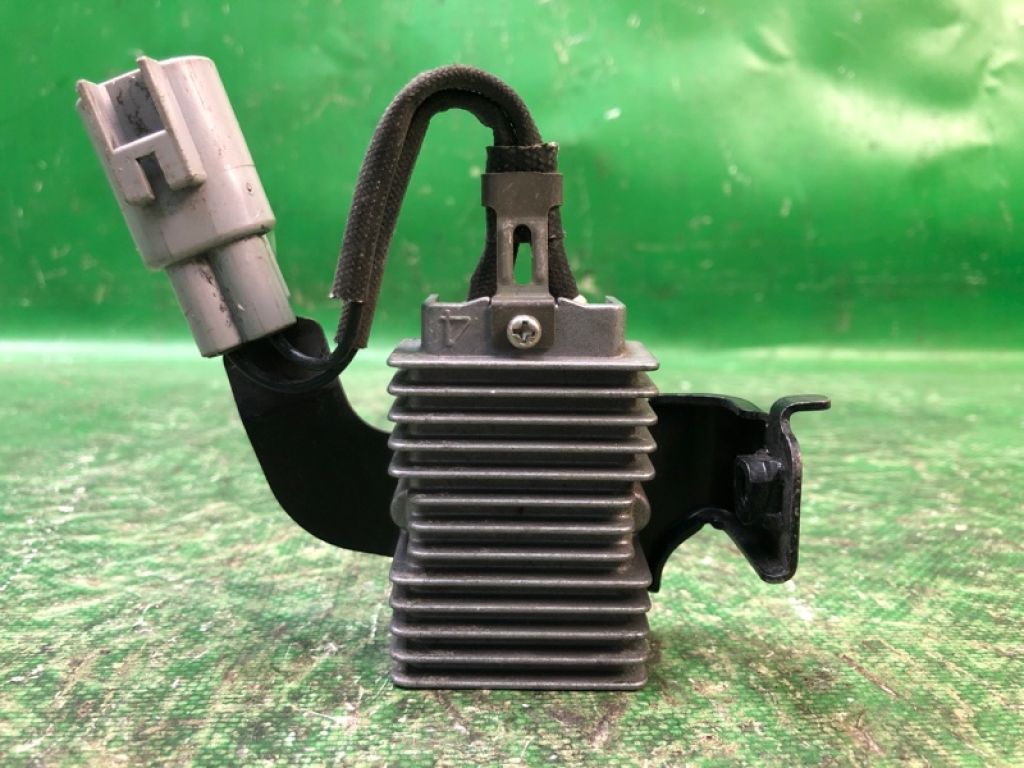 82695-33010 | Блок електронний TOYOTA CAMRY 30 02-06