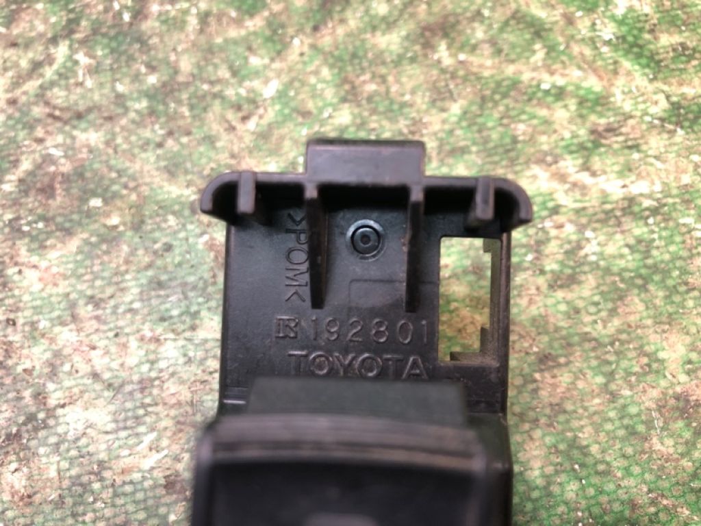 84810-33120 | Кнопка стеклоподъемника задн. лев. TOYOTA CAMRY 40 06-11 - Фото 4