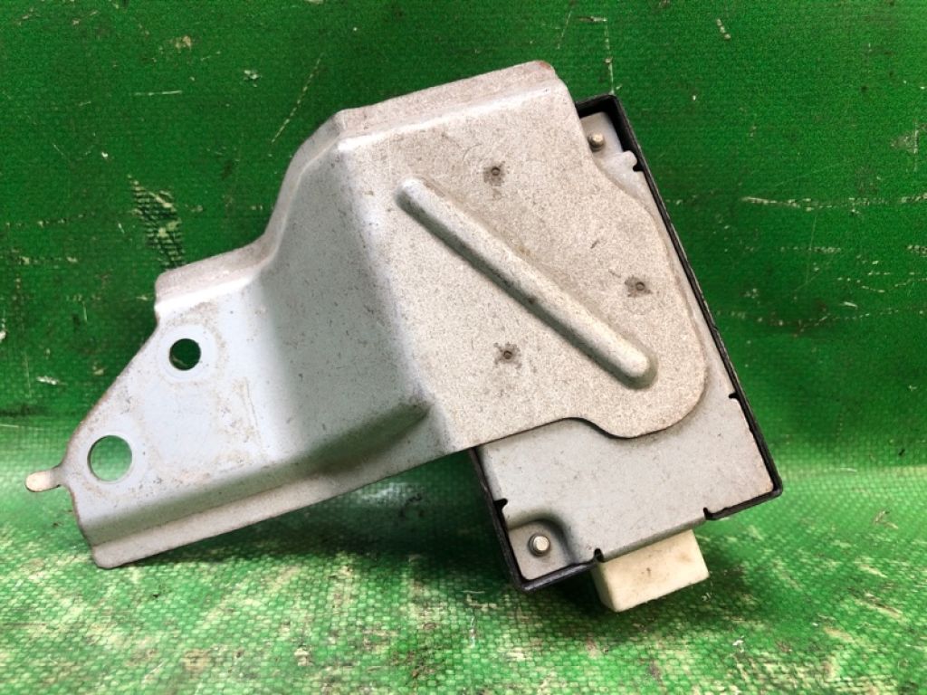 89760-60010 | Блок керування тиском в шинах LEXUS GX470 02-09 - Фото 3