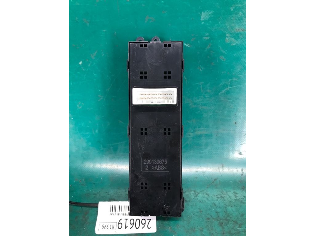 93570-B2040CA | Блок управления стеклоподъемниками передн. лев. KIA SOUL PS 13-19 - Фото 3