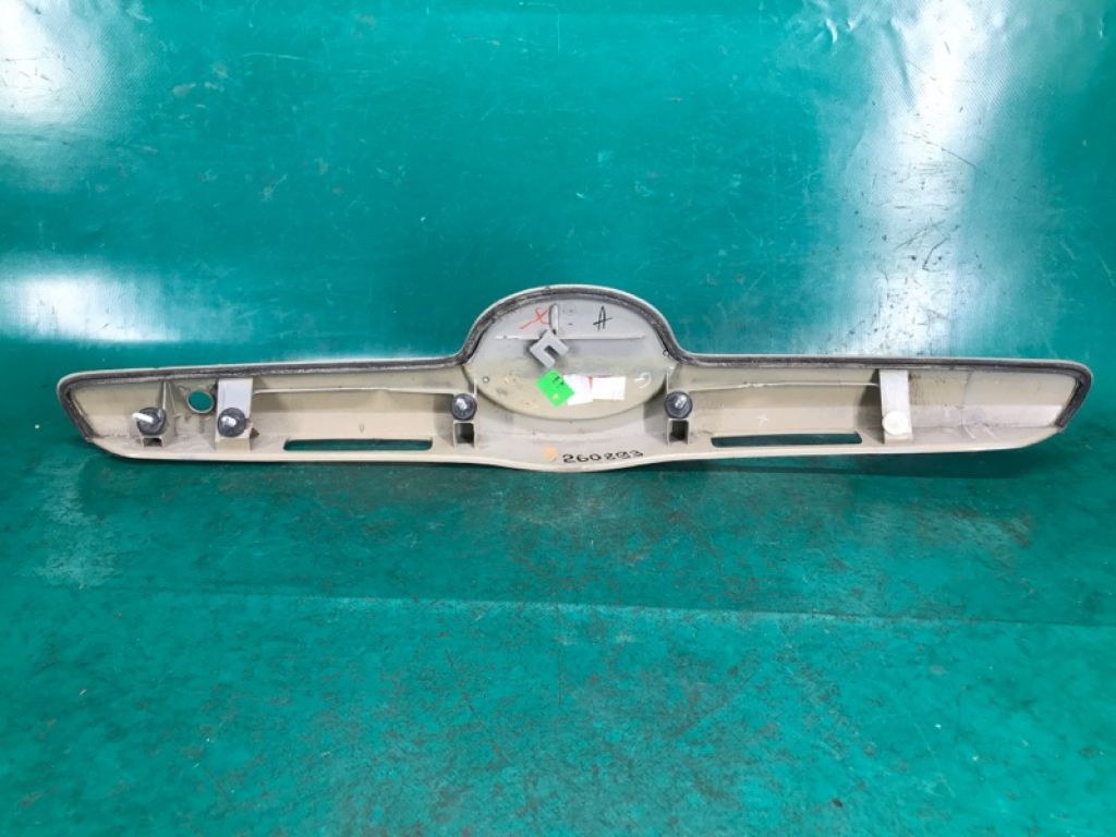 76811-06130-H0 | Панель подсветки номера TOYOTA CAMRY 40 06-11 - Фото 5