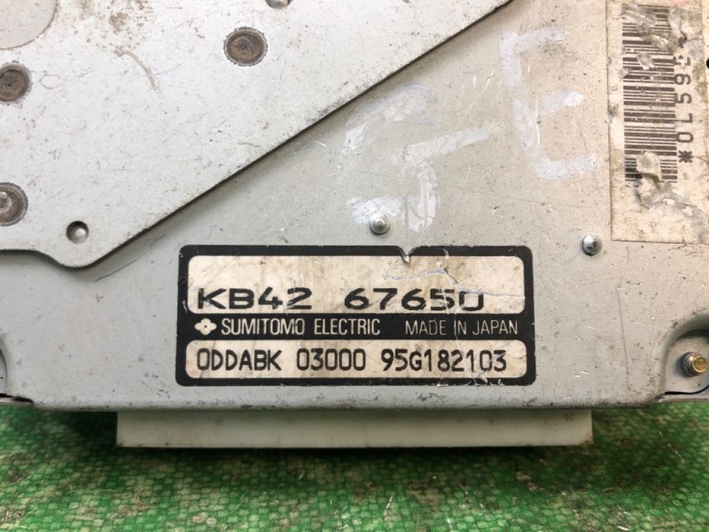 KB42-67-650 | Блок керування ABS MAZDA 626 GE 91-97 - Фото 4