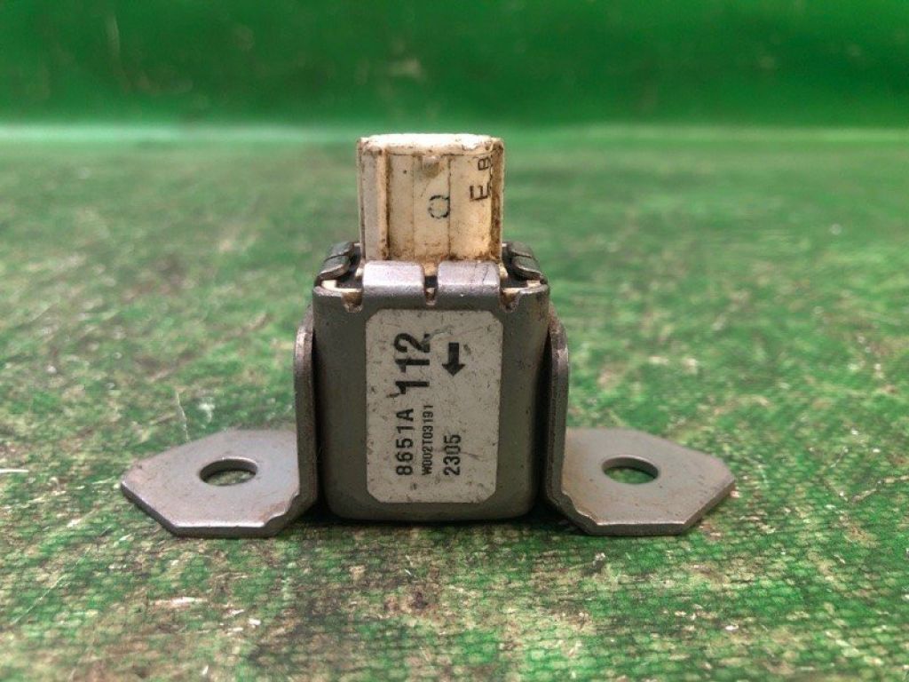 8651A112 | Датчик удару MITSUBISHI L200 06-14