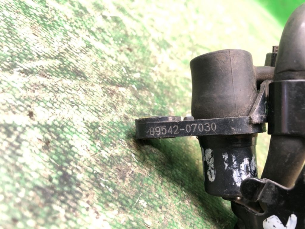 89542-07030 | Датчик ABS передн. прав. TOYOTA CAMRY 40 06-11 - Фото 5