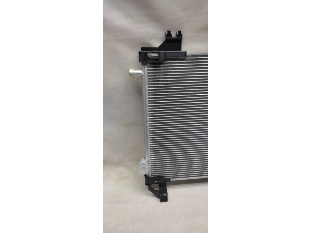 88460-12600 | Радіатор кондиціонера TOYOTA AURIS 13-18 - Фото 2