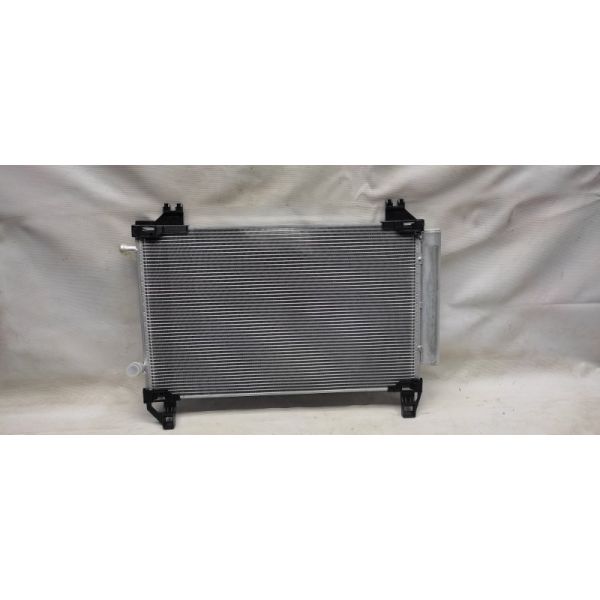 Радіатор кондиціонера TOYOTA AURIS 13-18 88460-12600