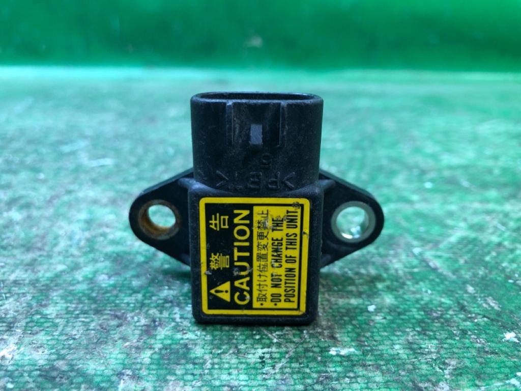 8944160010 | Датчик удару TOYOTA LAND CRUISER PRADO 120 02-09