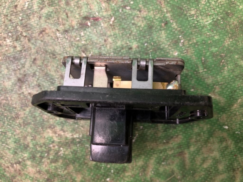 8713842030 | Резистор печки TOYOTA RAV4 00-05 - Фото 4